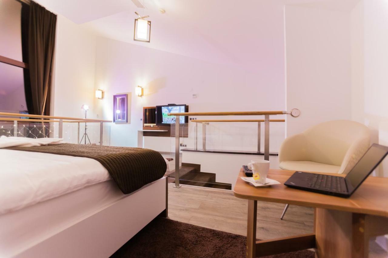 Mons Apart Brasov - Silver Mountain Poiana Brasov Esterno foto